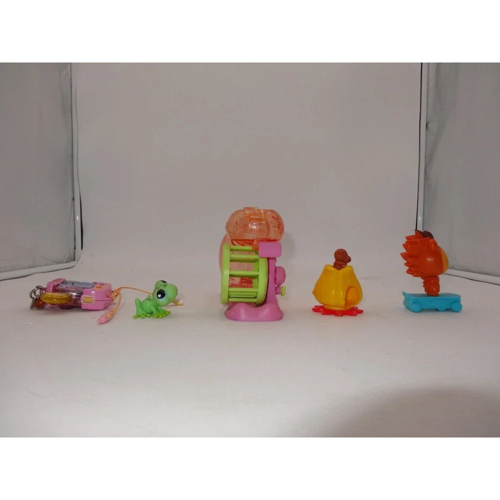 Littlest Pet Shop Digital Pet Guinea Pig LPS Rare 2006 Russell The Hedgehog On‎